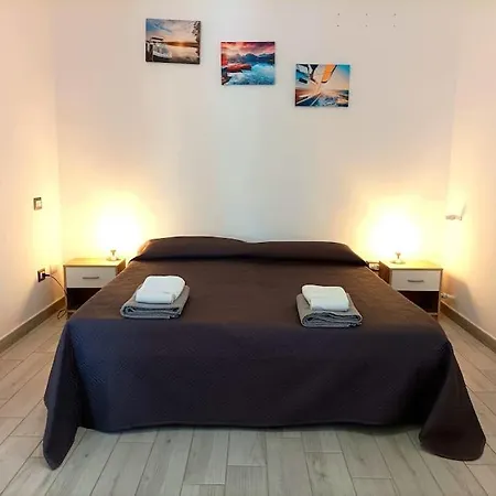 Апартаменты Casa Basilio Con Bellissima Terrazza Vista Isole Липари