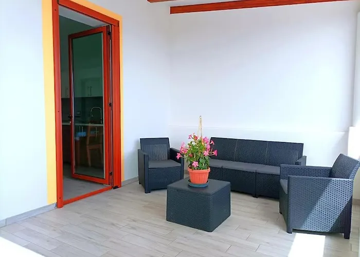 Casa Basilio Con Bellissima Terrazza Vista Isole Apartment